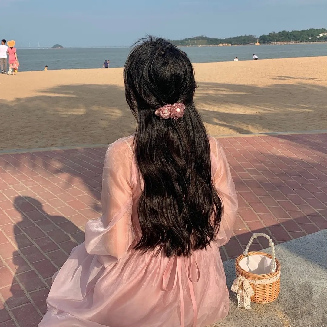 姊姊妹妹站起来